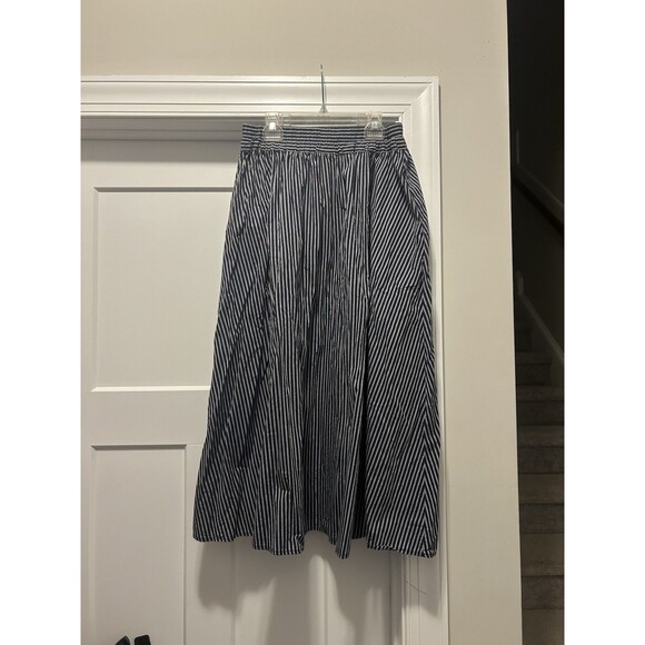 A New Day Women's A Line Skirt Navy Blue Pinstripe Size Small Preppy Coastal - Picture 4 of 5